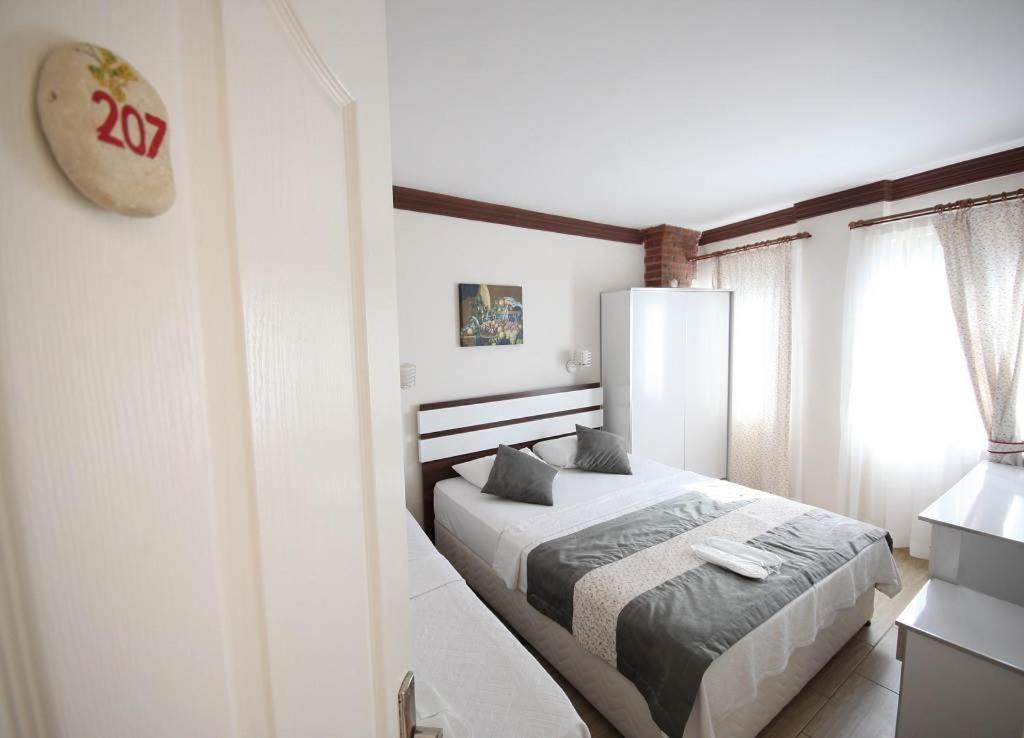Lavinya Otel Τένεδος Εξωτερικό φωτογραφία